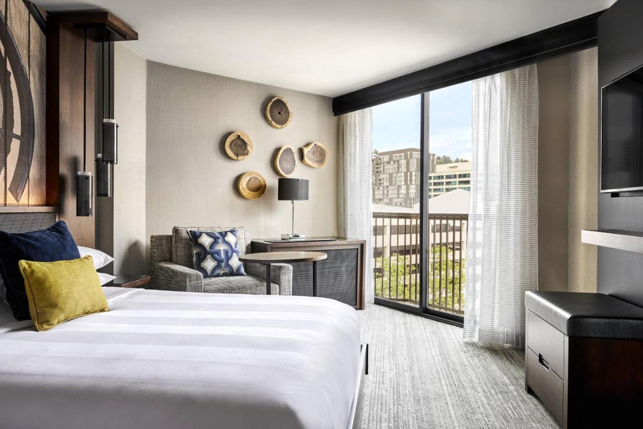 Marriott Downtown Waterfront Hotel 4*