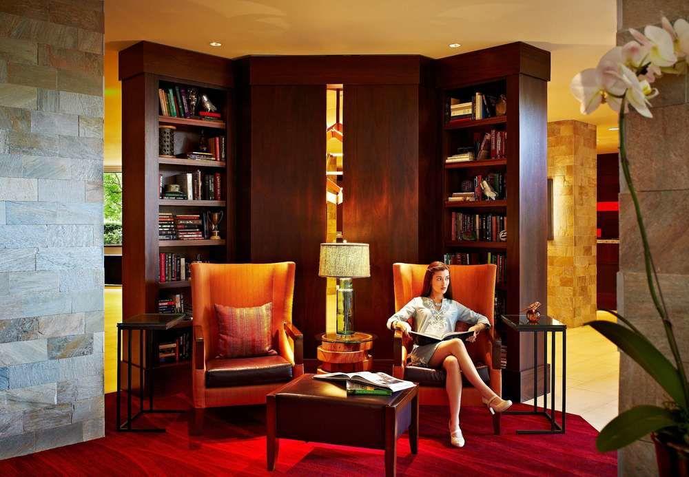 Marriott Downtown Waterfront Hotel 4*