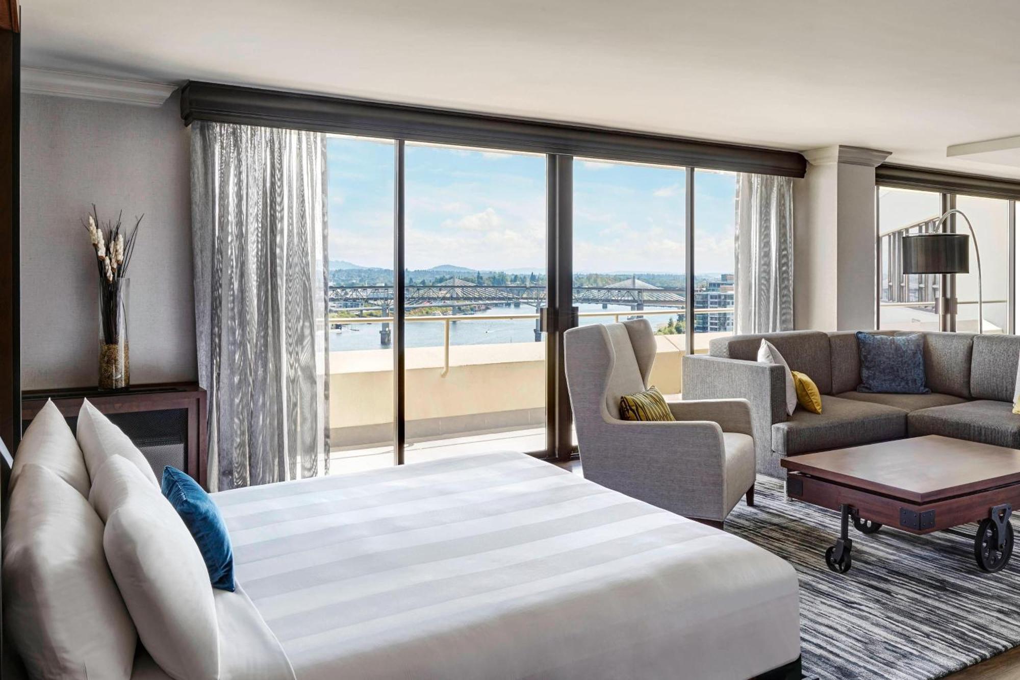Marriott Downtown Waterfront
