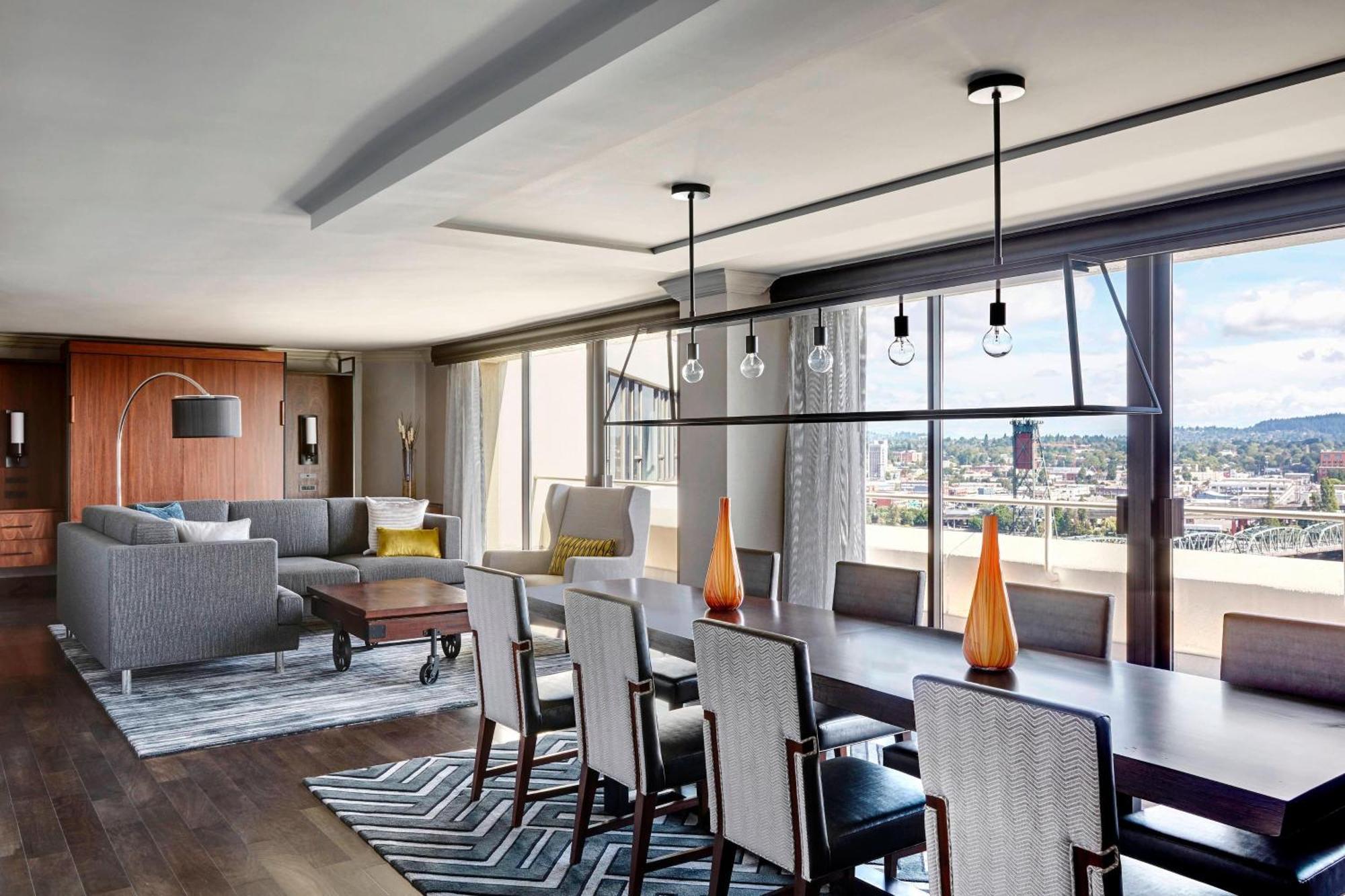 Hotel Marriott Downtown Waterfront 4*