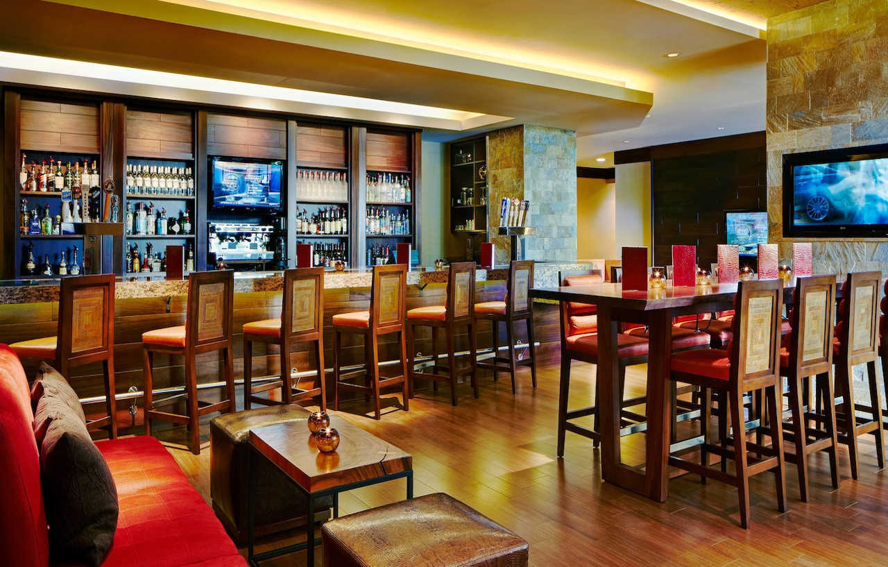 Marriott Downtown Waterfront 4*